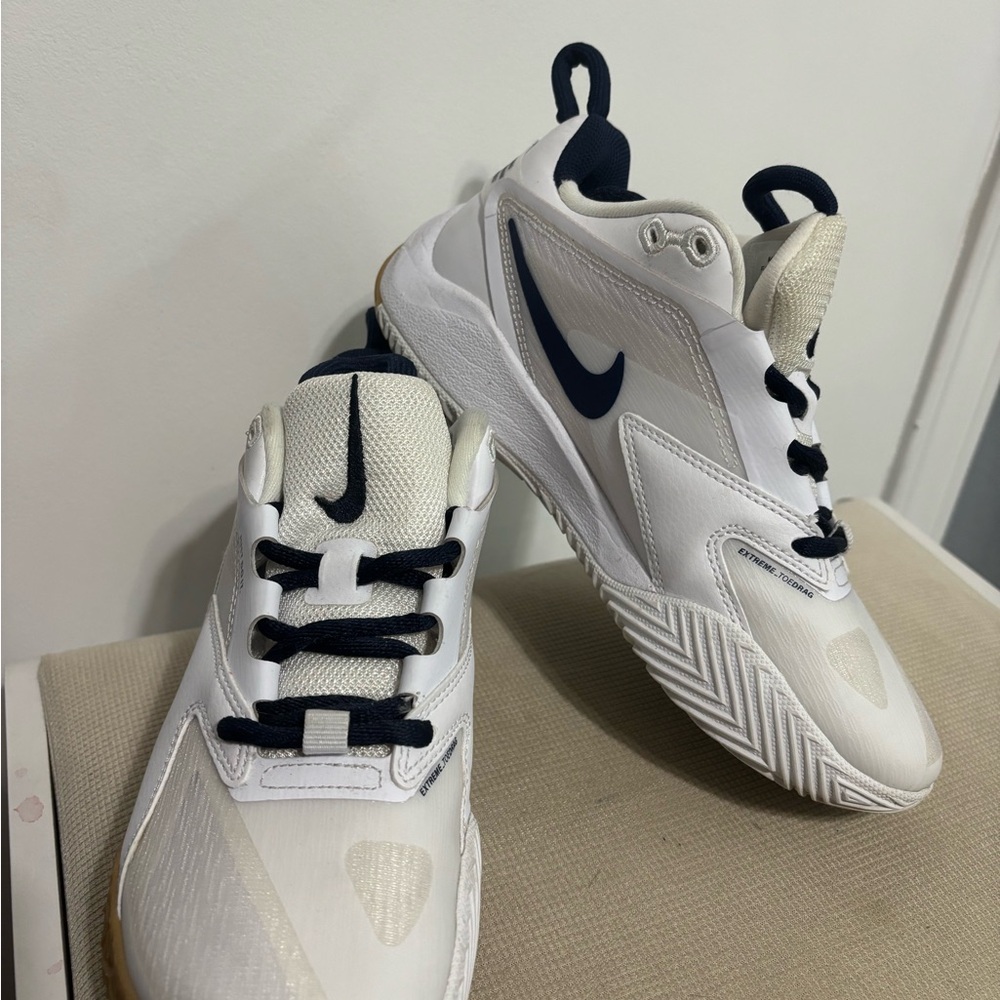 Nike HyperAce 3